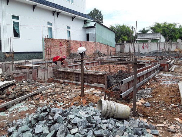 thi_cong_biet_thu_hocmon_3_ec0ed79cad244620a928c7b432e2e1e8_grande